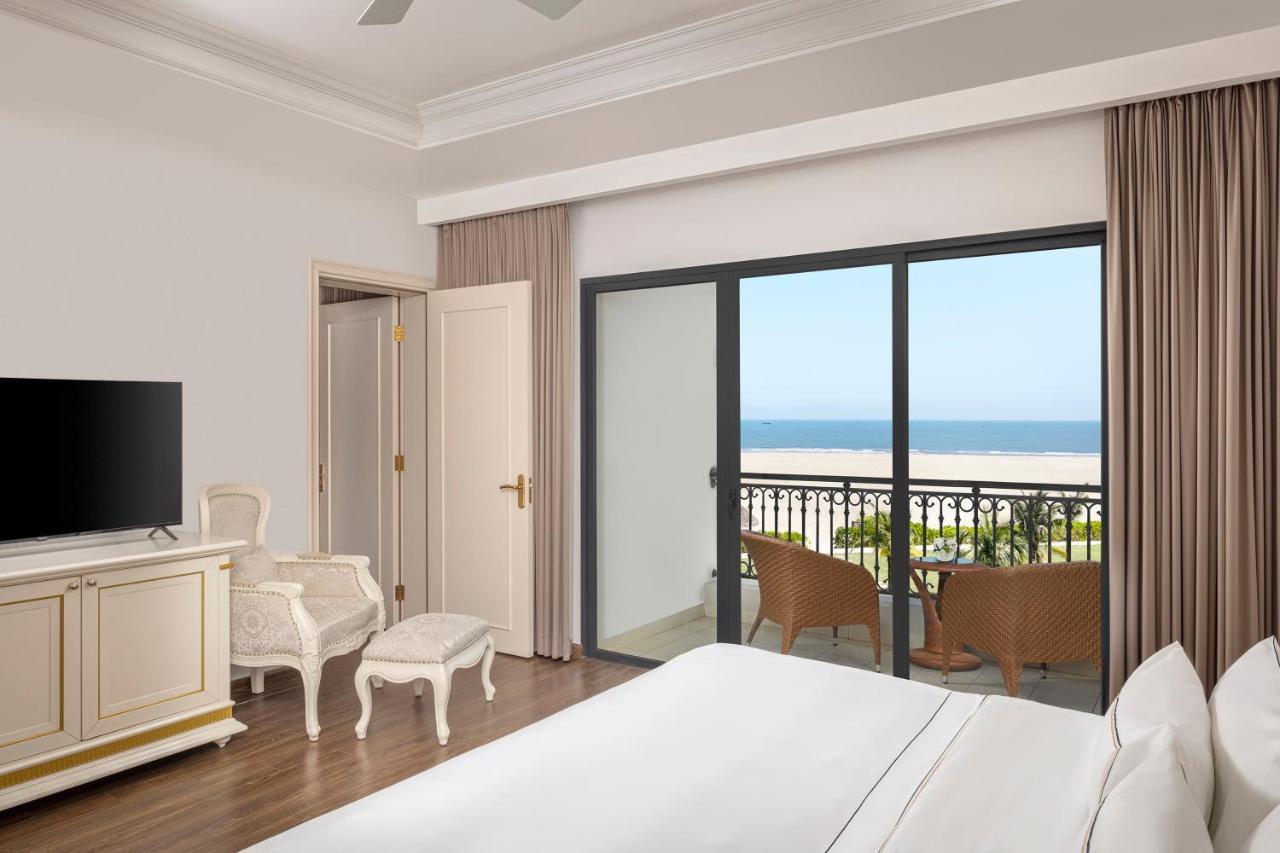 Melia Vinpearl Cua Hoi Beach Resort Cửa Lò Eksteriør billede