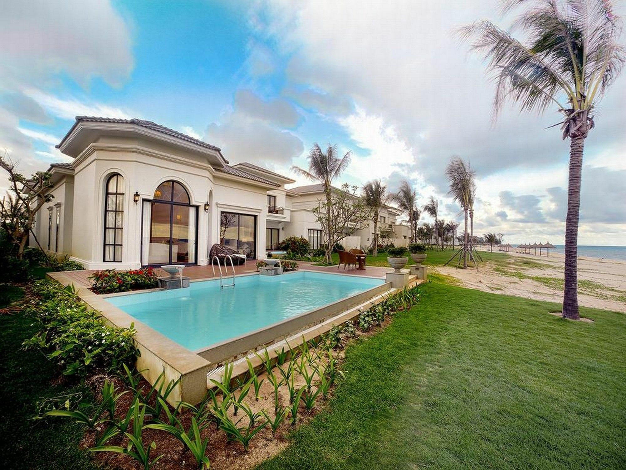 Melia Vinpearl Cua Hoi Beach Resort Cửa Lò Eksteriør billede